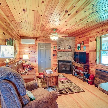 Blue Ridge Mountain Cabin With Views And Hot Tub Sparta Zewnętrze zdjęcie