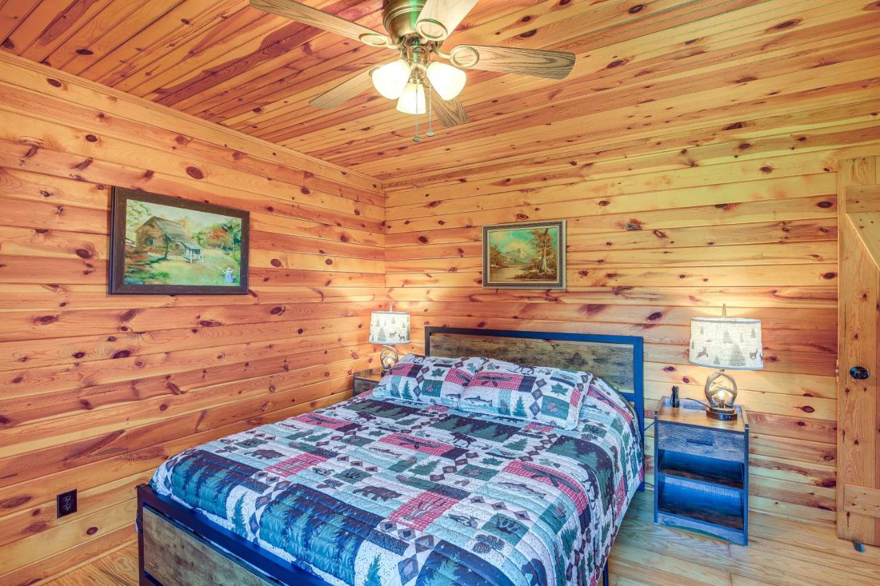 Blue Ridge Mountain Cabin With Views And Hot Tub Sparta Zewnętrze zdjęcie